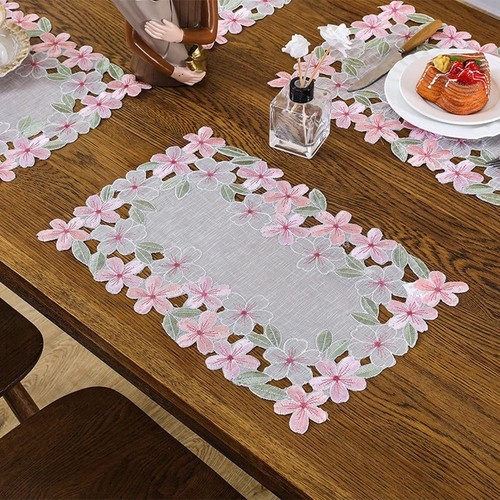 Embroidered placemats pink - 4,